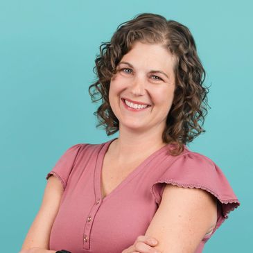 Jenna Holtz. Mental Health Therapist. Clinical Social Worker. Counseling. Somatic therapy.