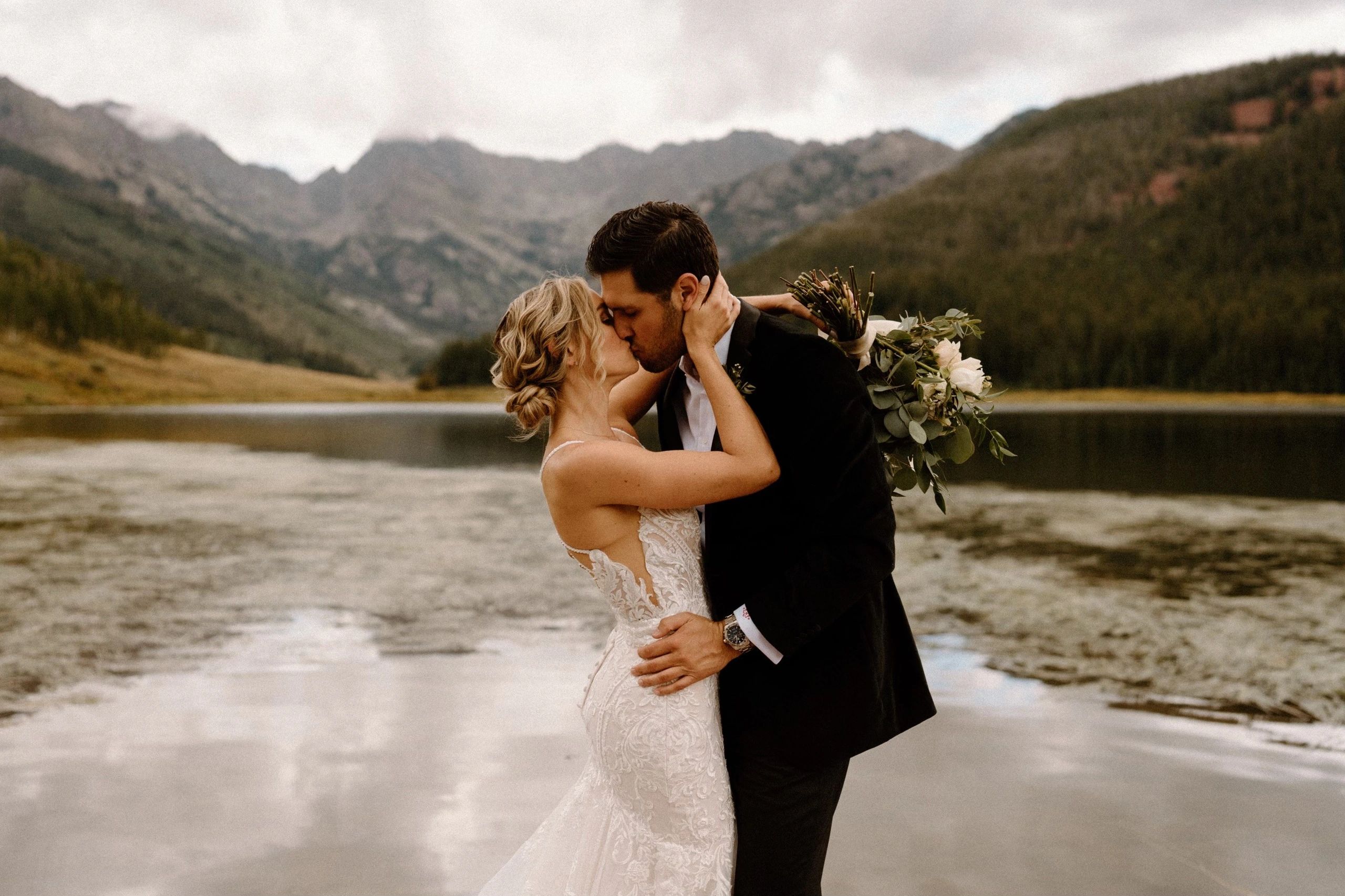A Sinless Sun Wedding both Bride and Groom with Spray Tans.