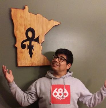 $250 - 24"x18" MN / Symbol inlay wall art