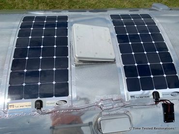 1952 Flying Cloud with 200 watts of solar panels installed during Alumapalooza 10