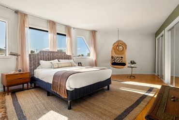 architectural, unique, quaint, cozy, interesting, eye catching, color pop, bedroom, geometric