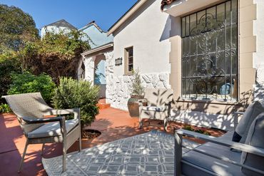 exterior, natural light, warm, sunshine, outdoor, los angeles, patio, deck, residential