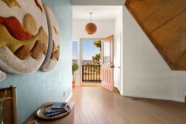 architectural, unique, quaint, cozy, interesting, eye catching, color pop