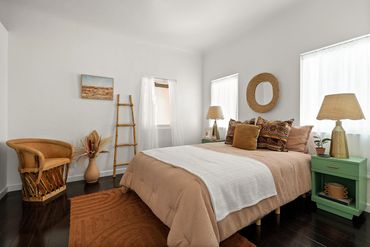 bedroom, natural light, warm, cozy, interior, los angeles, design, skill, residential