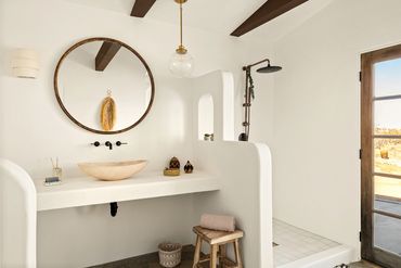 Short term rental property located in Palm Desert, AirBnB, Vacation Rental, Vacation Property, Luxur