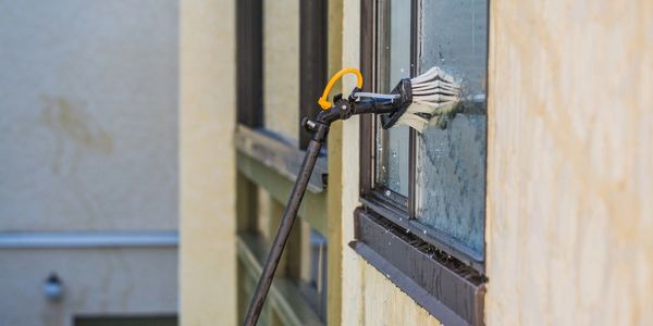 Window cleaning, glass cleaning, solar panel cleaning, glass frosting removal.