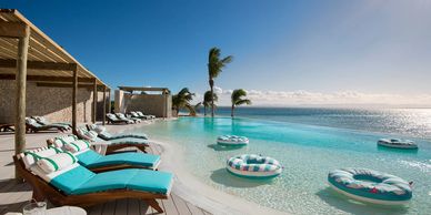 Time + Tide's Miavana picture of their pool overlooking the sea
