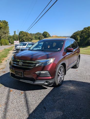 2016 Honda Pilot Touring
152,000 Miles
$10,900