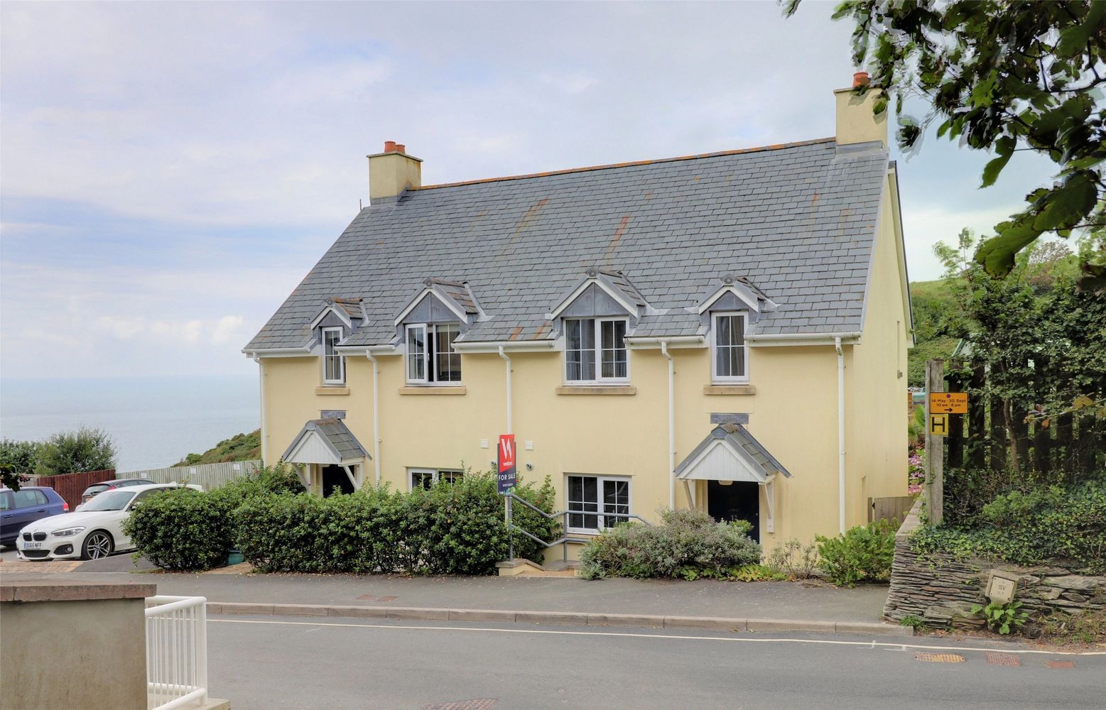 Holiday Let Mortehoe Woolacombe Surf Walking Dog House airbnb booking.com exmoor north devon beach