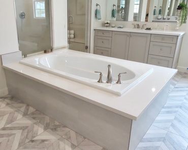 Tub Deck using White Quartz