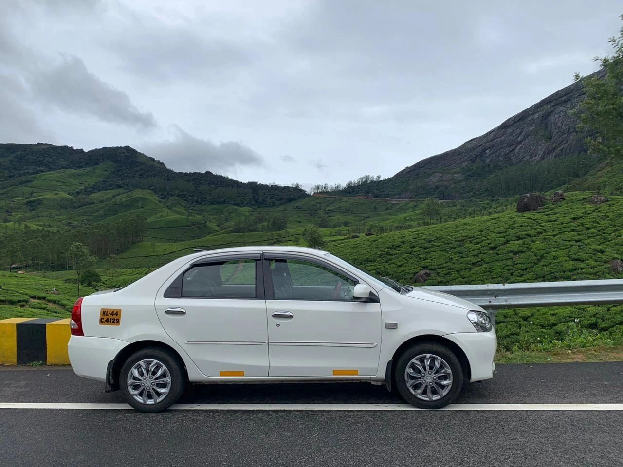 Experience Kerala with our top-rated taxi service. Safe, comfortable & affordable transfers