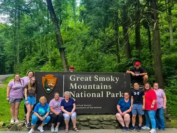 Hiking tour at the Great Smoky Mountains National Park sign