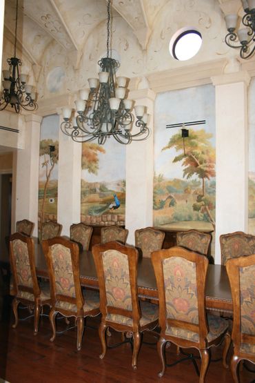 A beautiful scenario, painted on the wall of the dining area