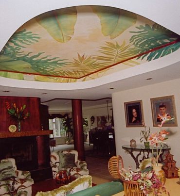 A beautiful ceiling pattern with leaves for the living area 