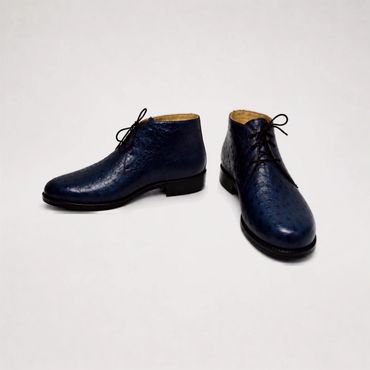 eleganter Orthopädischer Schuh mit Straußenlederimitat