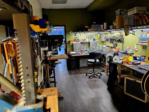 Carmel Valley Guitar Workbench Photo