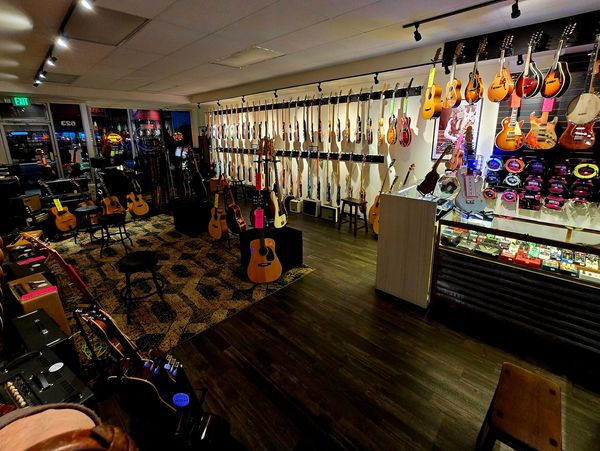 Carmel Valley Guitar store photo