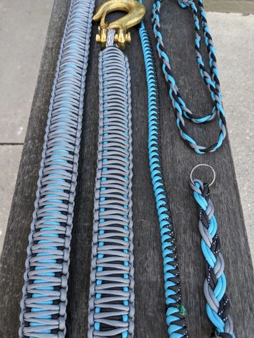 A set of paracord straps