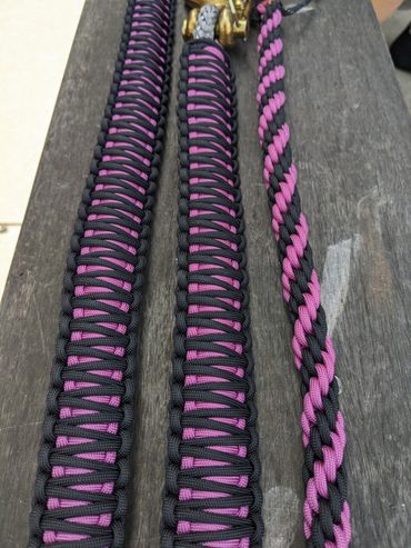 A set of paracord straps