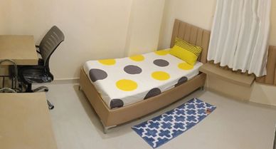 Well cleaned and kept single room which is fully furnished with bed mattress and student chair.
