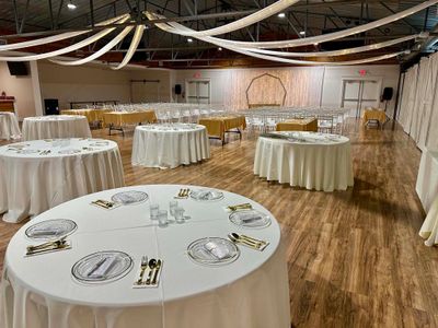 Wedding reception tables at The Enchanted Point DFW wedding venue.