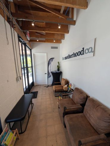 4D Baby Studio is inside "The Motherhood Co" in phoenix AZ