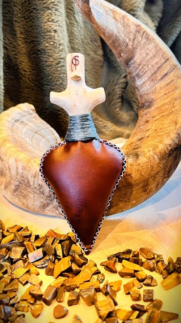 Brown snakeshead rattle