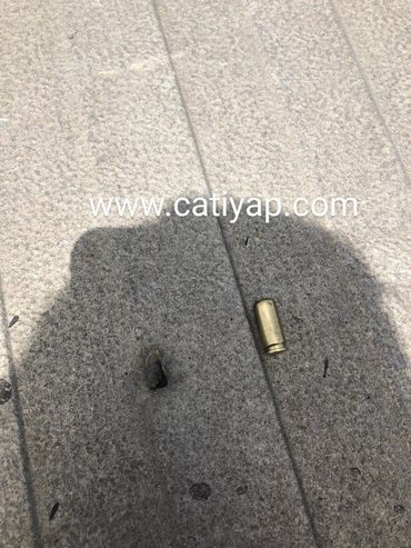 Fabrika çatısı kurşun deliği