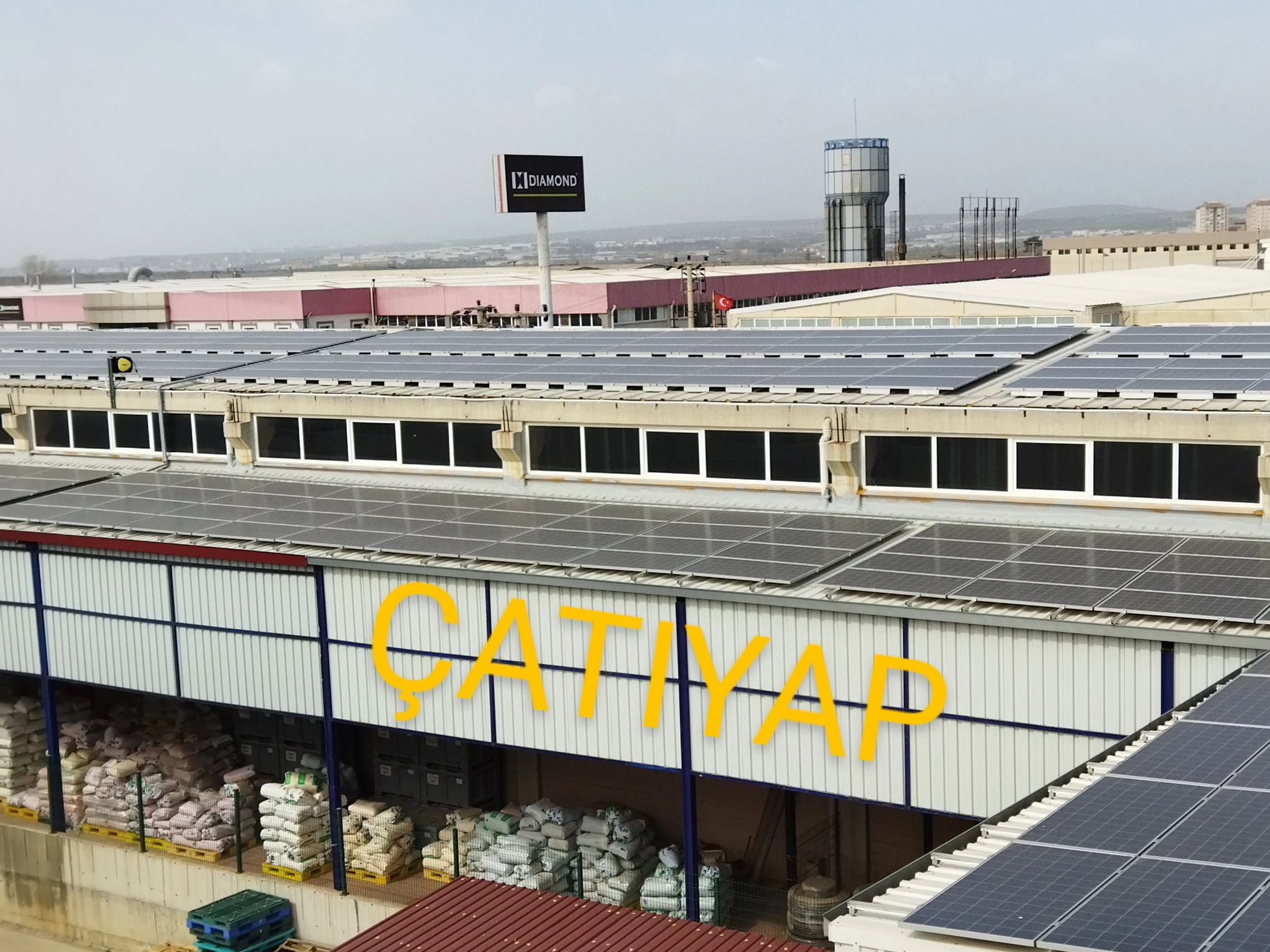 Fabrika çatı tamiri
