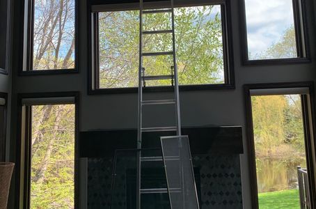 Window cleaning and screen cleaning in Eden Prairie