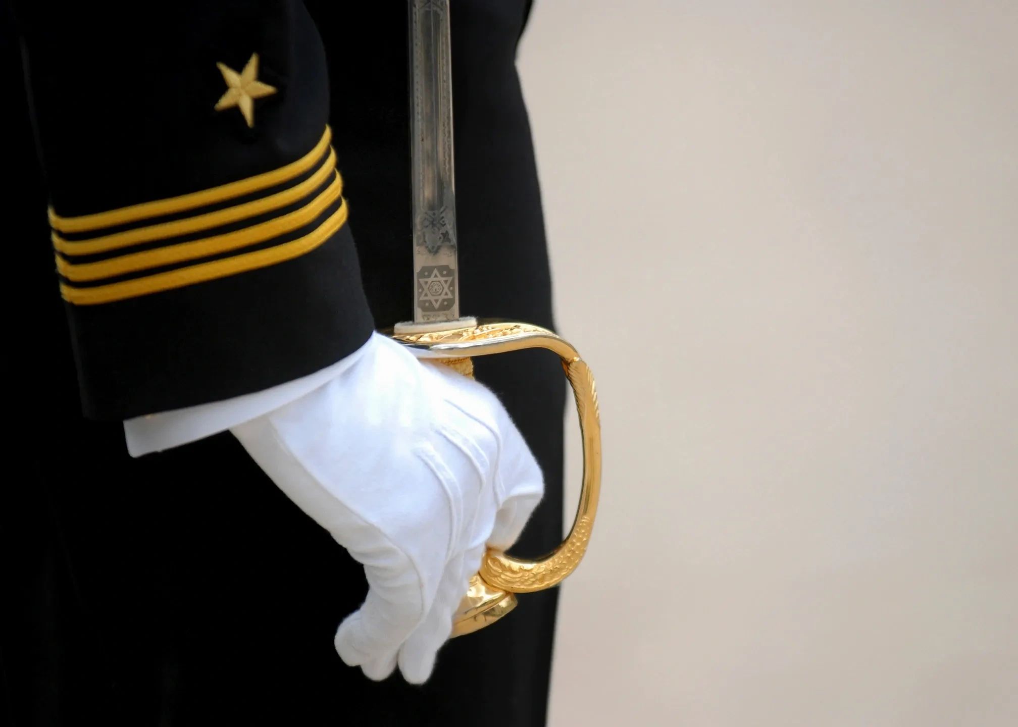 We envision a society where no disabled veteran is left behind—where
each has access to safe housing