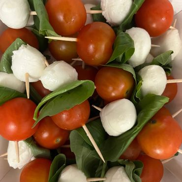 Mozzarella, tomato & basil sticks