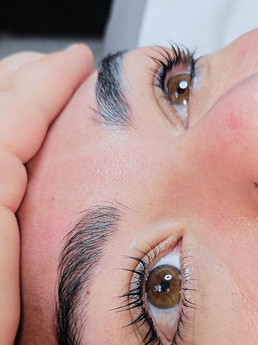 Lash Lift + Tint + Eyebrow Shaping + Tint