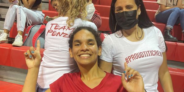 Alicia Penzo Basketball Player for las Jerezanas