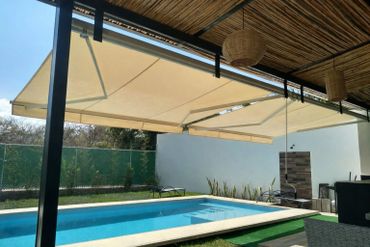 Toldo de proyección