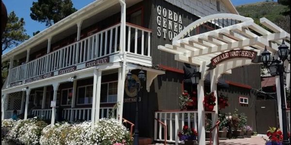 Front of Gorda store