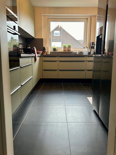 fliesenleger, putzarbeiten, küche