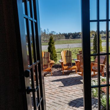 courtyard to bridal suite