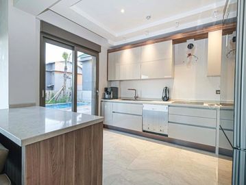 Villa - Haus - zum Verkauf - Antalya
Immobilien zu verkaufen, möblierte Villen
Villa - Luxus Häuser