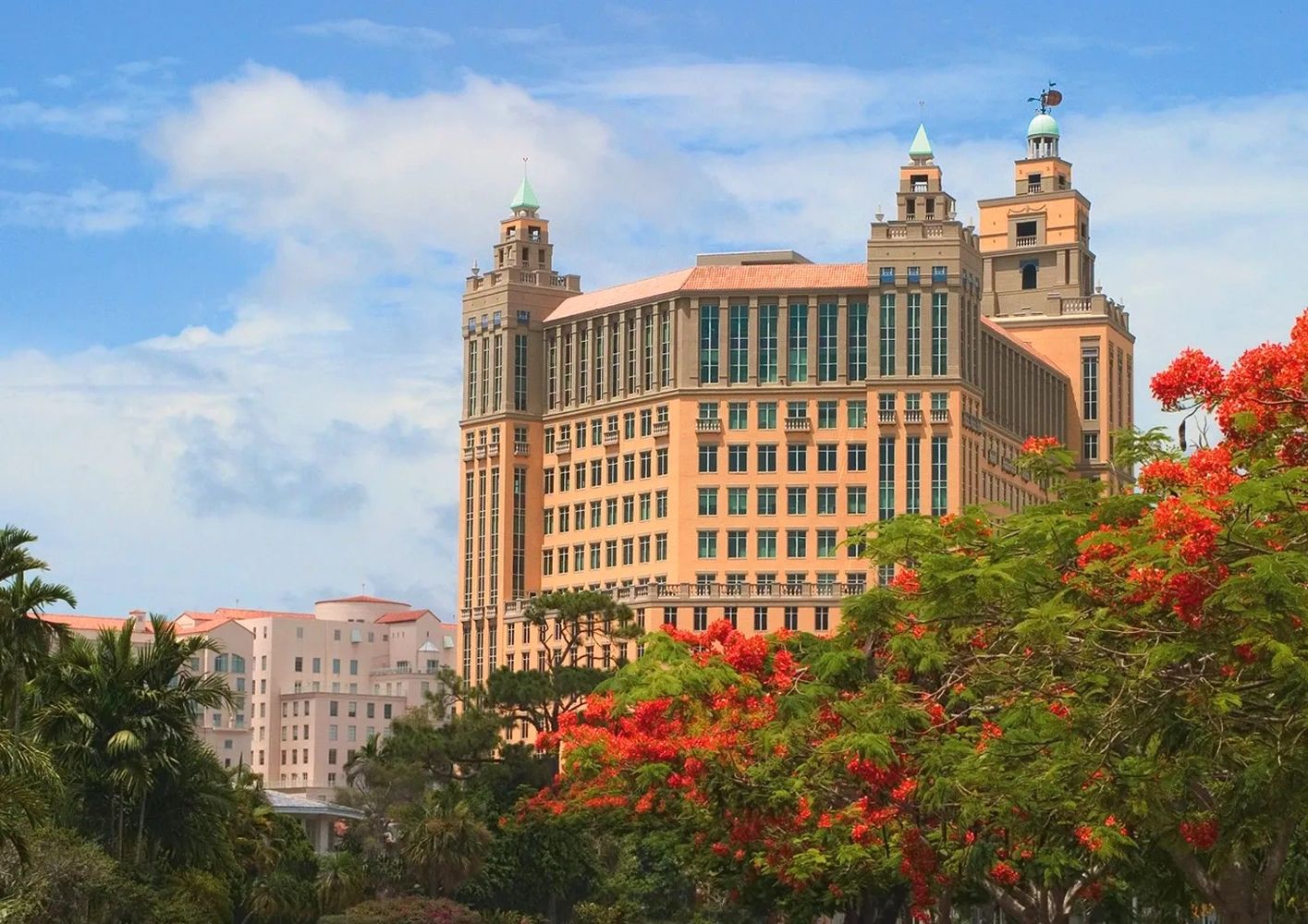 Image of 121 Alhambra Towers courtesy of Allen Morris.
