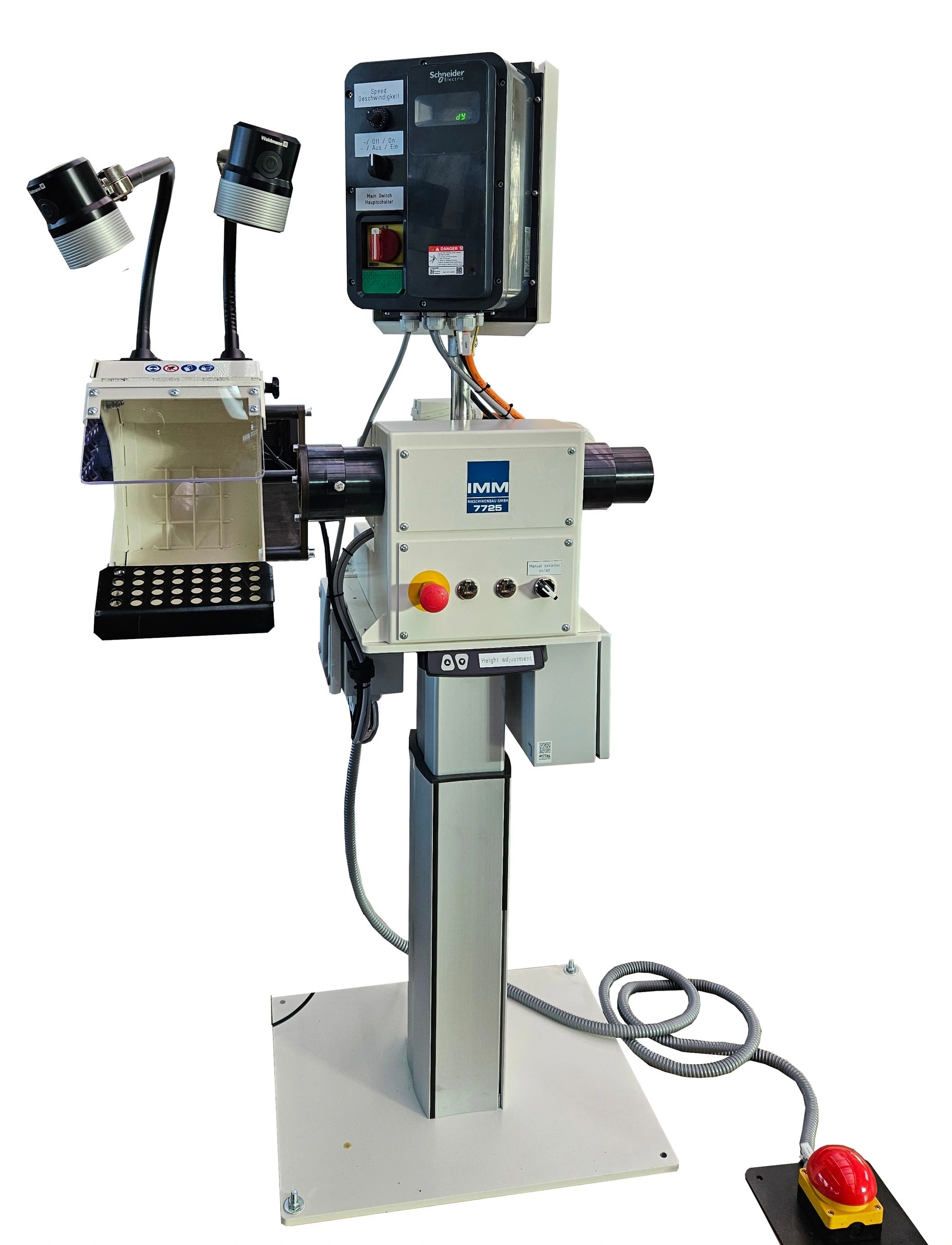 Single spindle 7725 metal belt grinding and polishing machine.