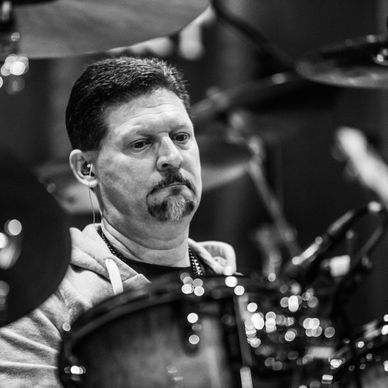 Scott Dunn of FOURNR: The Premier Foreigner Tribute
Photo Courtesy Gabe Fedor, Riffster