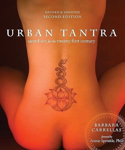 Book cover of Urban Tantra featuring a tattoo on a bare back.