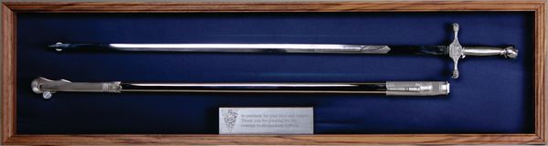 Each U.S. Air Force Academy (USAFA) saber case comes with laser engraved nameplate.