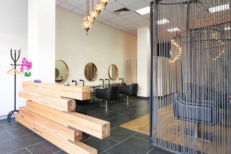 Saatu Hair Design Salon