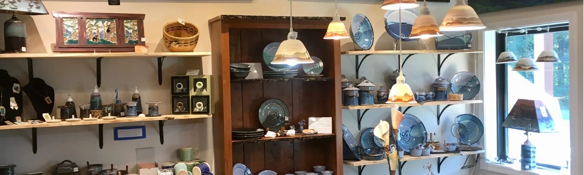 Pottery Shop
Salvaterra Pottery in Weaverville near asheville