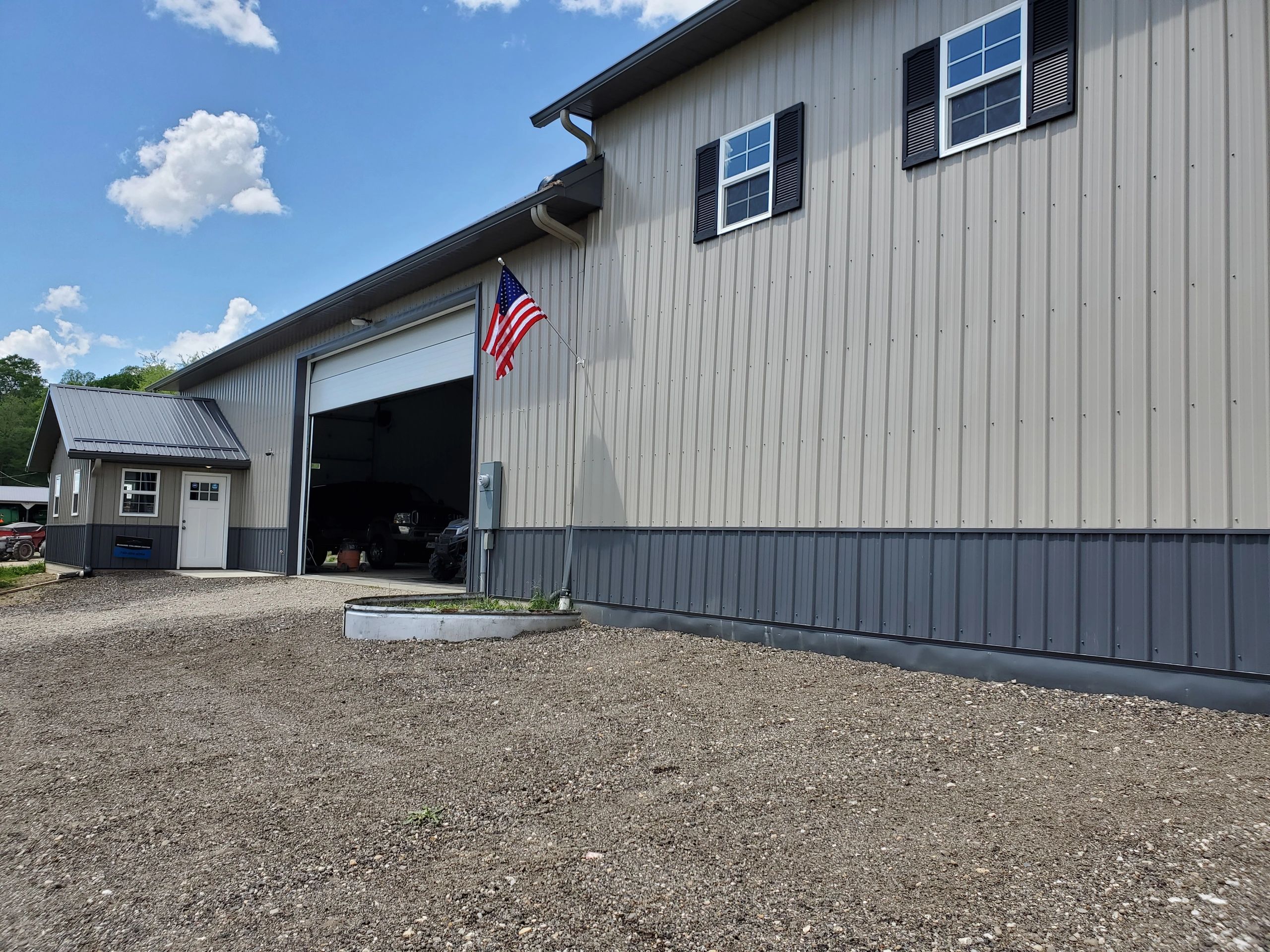 MCDANIEL COLLISION CENTER CRASH FARM