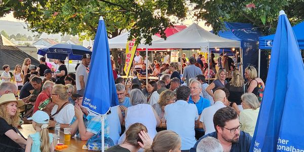 Professionelle Veranstaltungssicherheit für jeden Anlass. Dorffest Schwerzenbach 2025. HSG Security