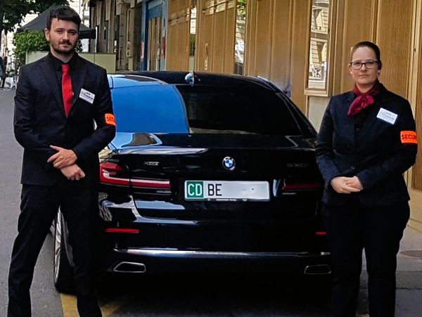 Personenschutz, Executive Protection und Begleitschutz für Diplomaten und Privatpersonen.