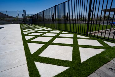 Queen Creek pool deck with non-slip paver surface